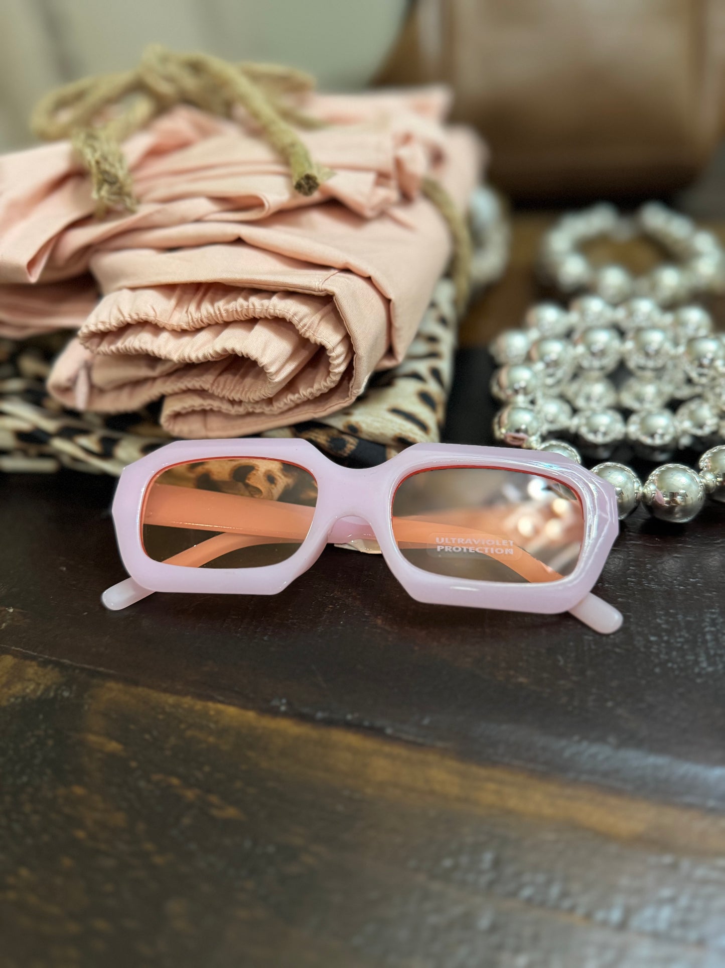 🌸🐆 Rosa Salvaje: la dulzura del rosa con la fuerza del animal print en un solo concepto ✨.