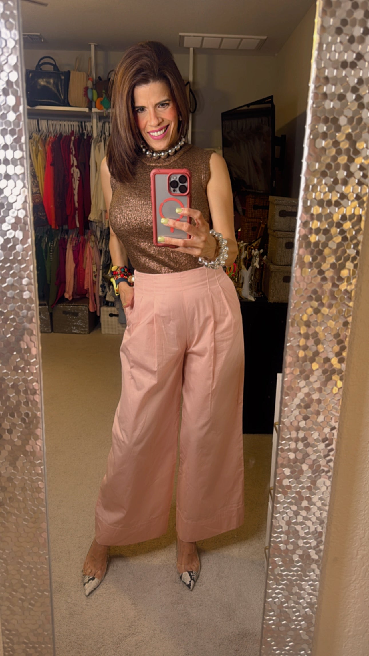 🌸🐆 Rosa Salvaje: la dulzura del rosa con la fuerza del animal print en un solo concepto ✨.
