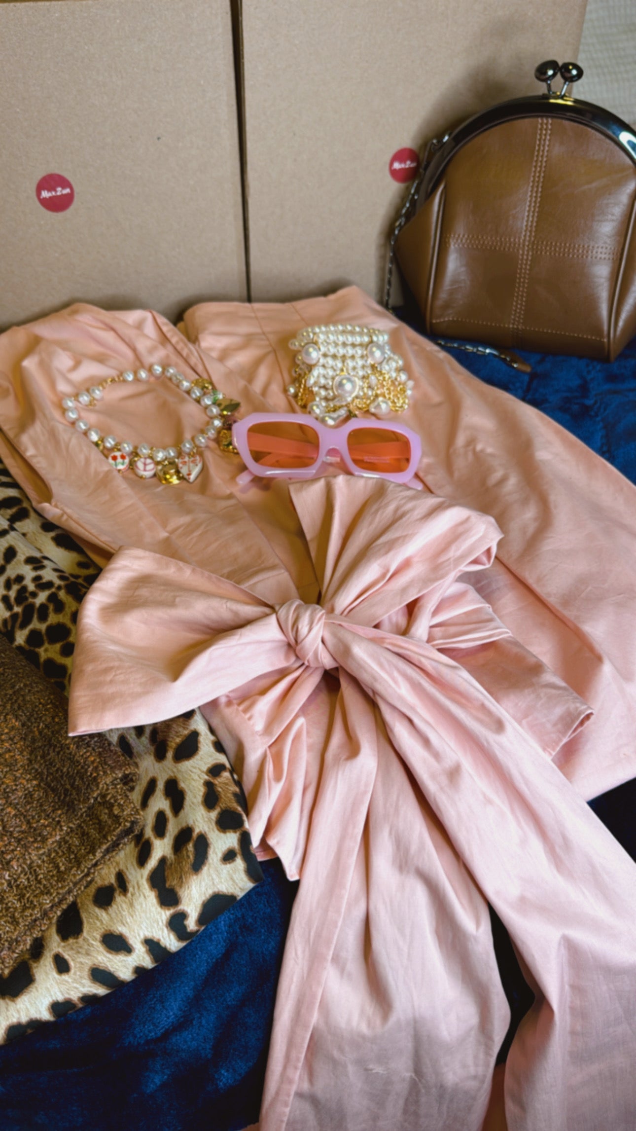 🌸🐆 Rosa Salvaje: la dulzura del rosa con la fuerza del animal print en un solo concepto ✨.
