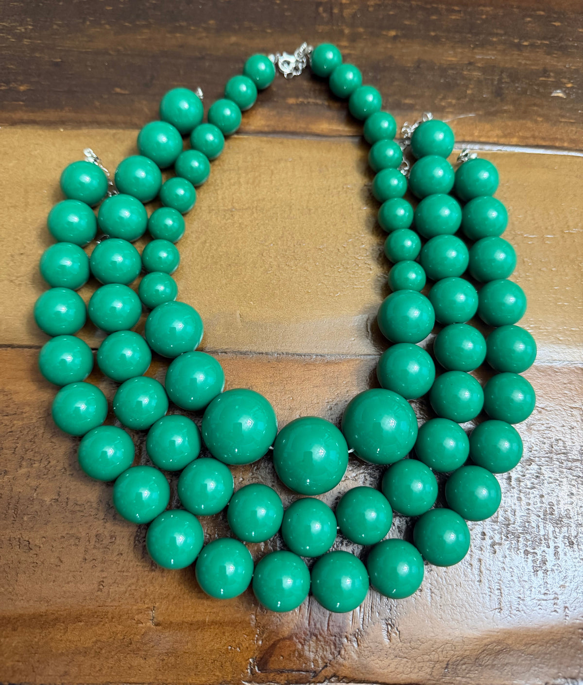 💚 Esmeralda Chic