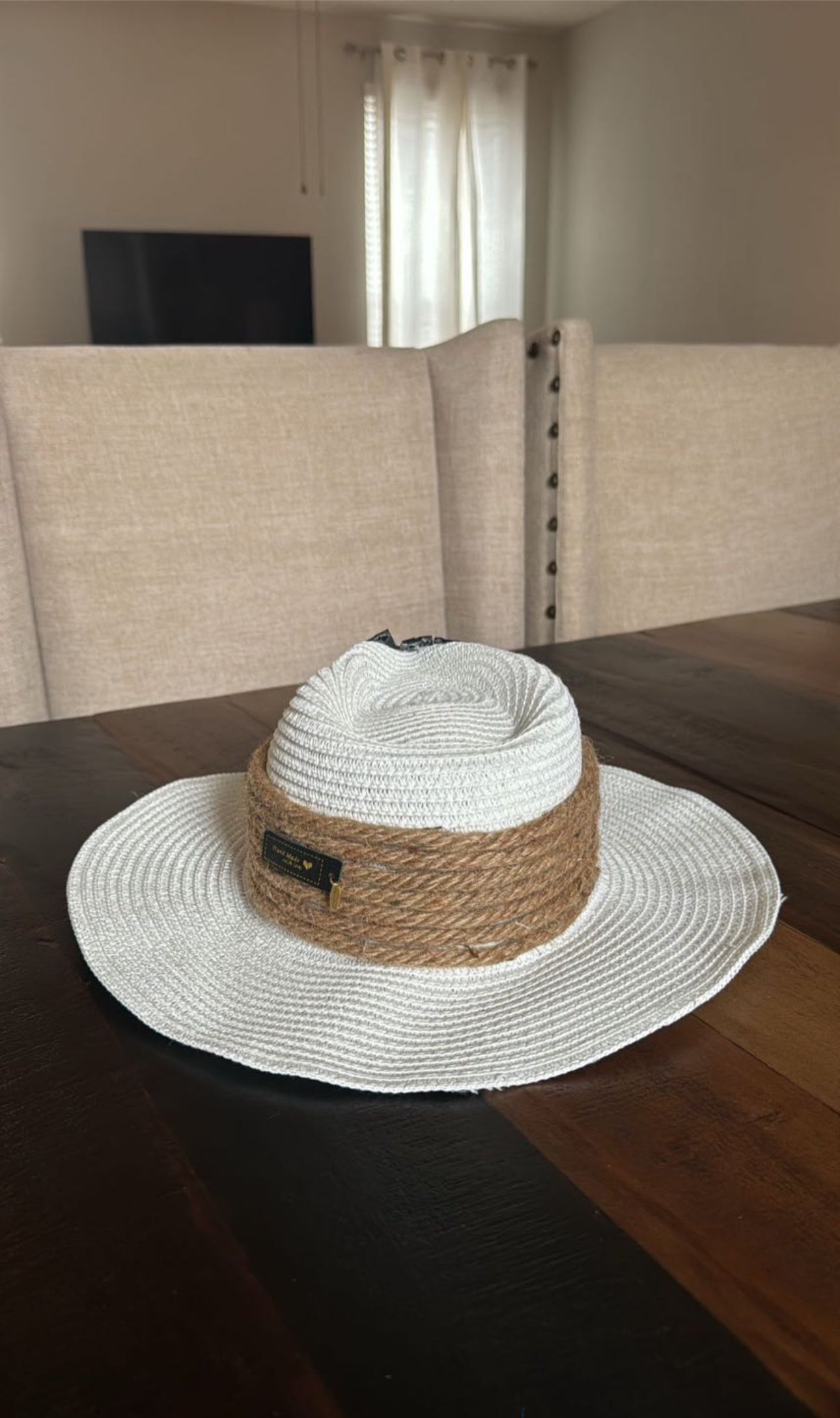 ✨Ivory Whisper Hat✨